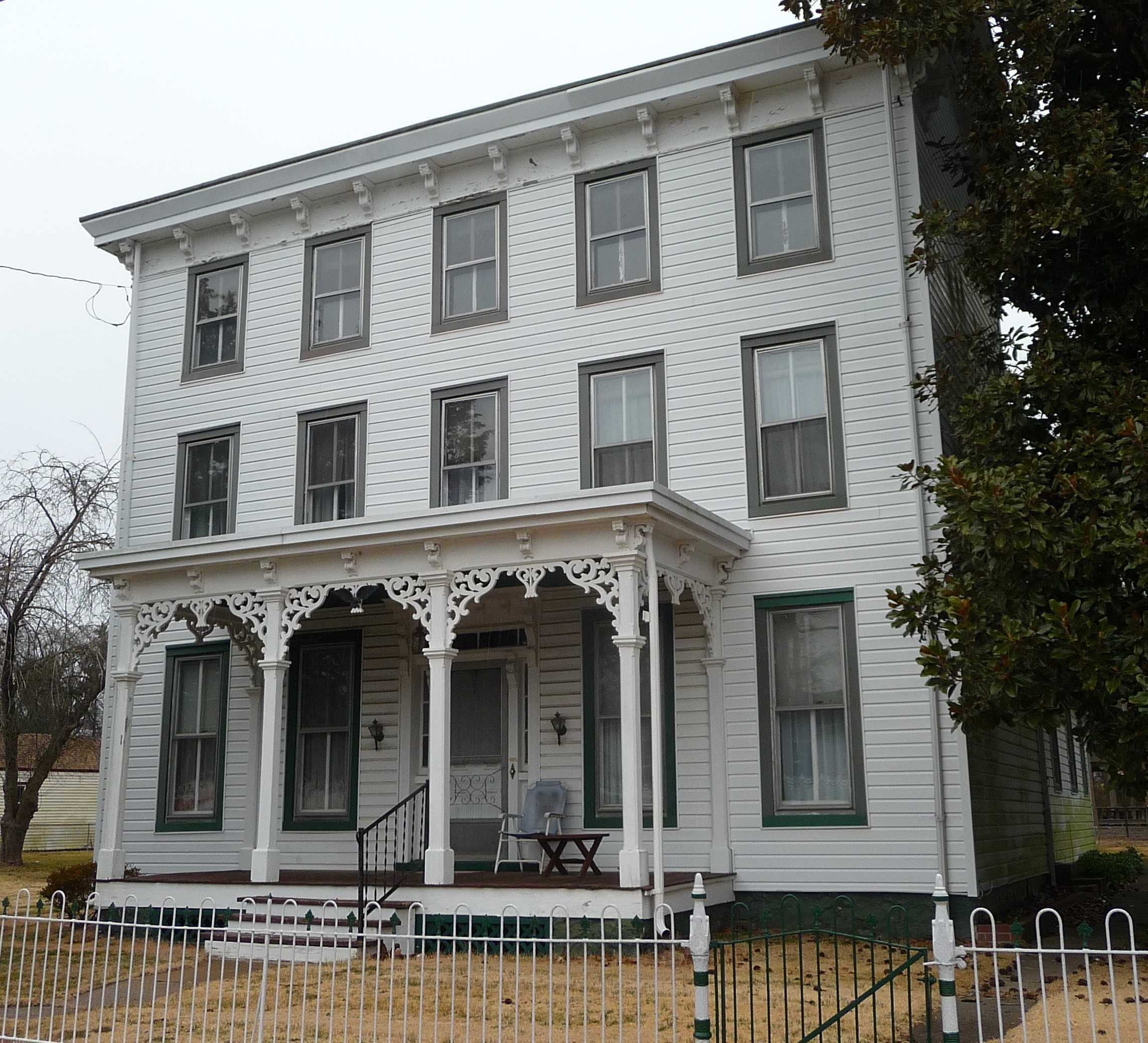 Chesapeake City Historic Home on C and D Canal